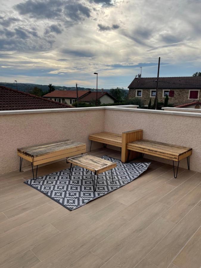 דירות Ternay  La Parenthese Balneo T2 Cosy De 40M² Avec Terrasse מראה חיצוני תמונה